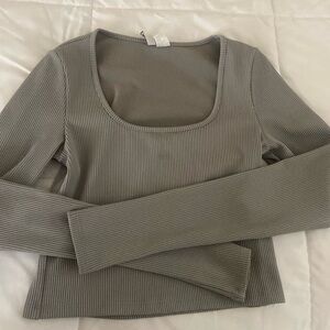 Grey ribbed scoop neck long sleeve